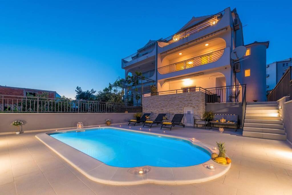 Villa Seaview With Pool - Apartment Cotton トロギール エクステリア 写真