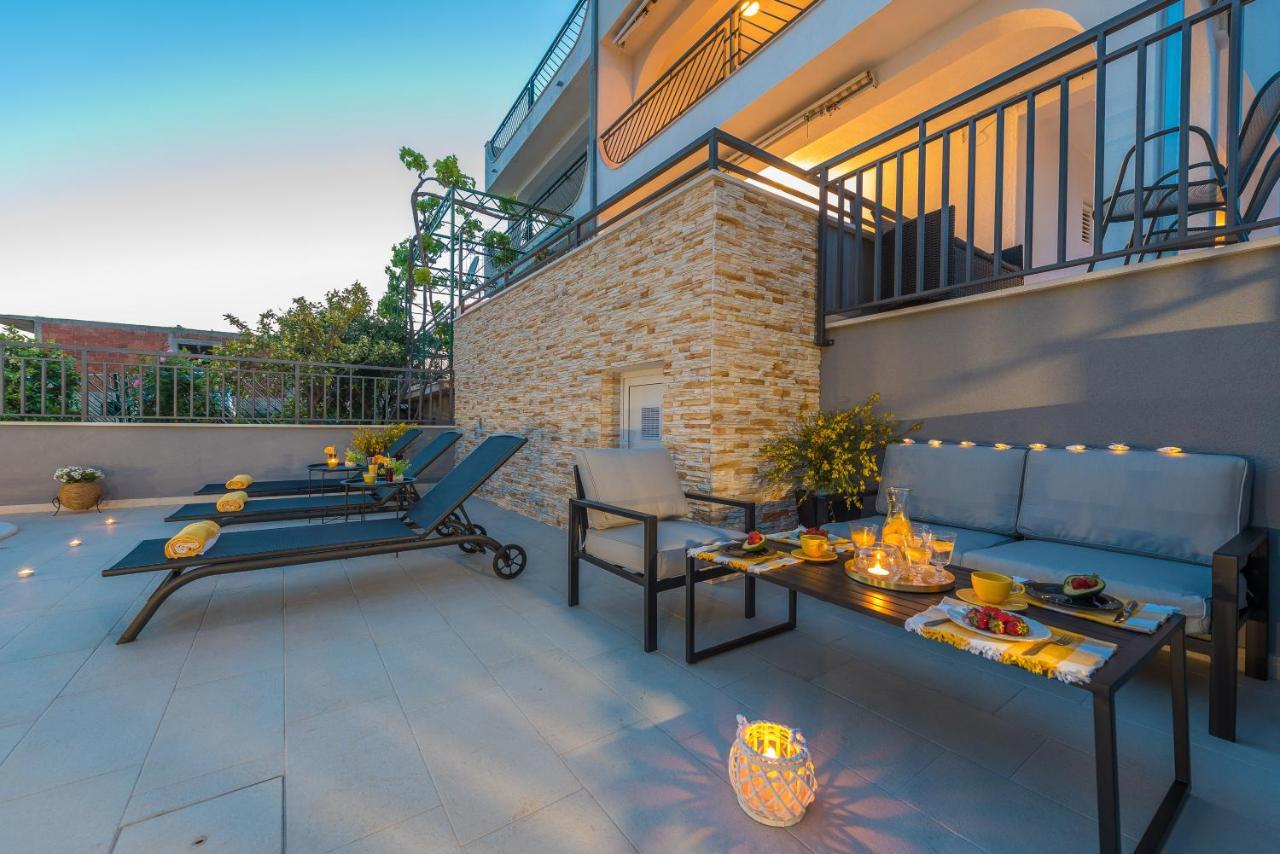Villa Seaview With Pool - Apartment Cotton トロギール エクステリア 写真